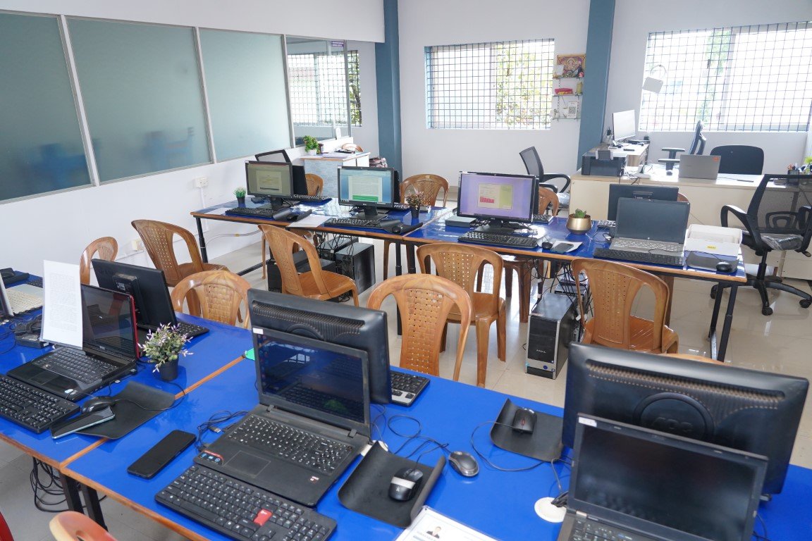 RANKS Institute computer lab