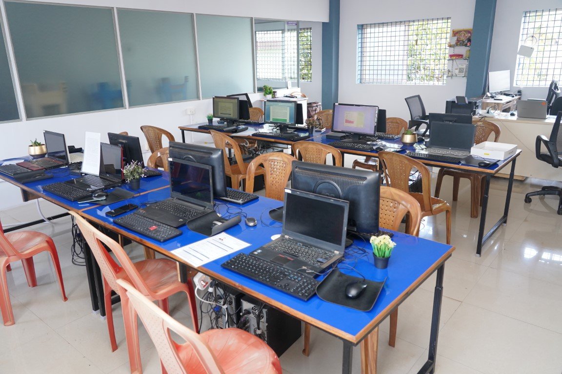 RANKS Institute computer lab