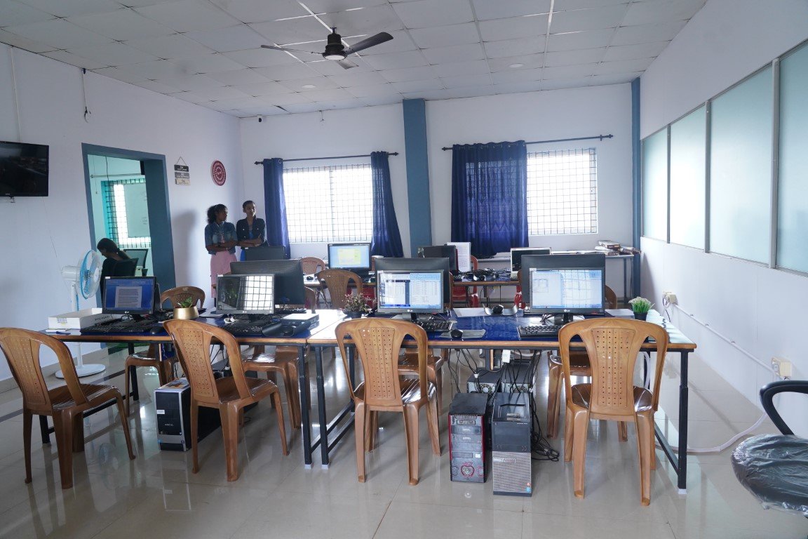 RANKS Institute computer lab